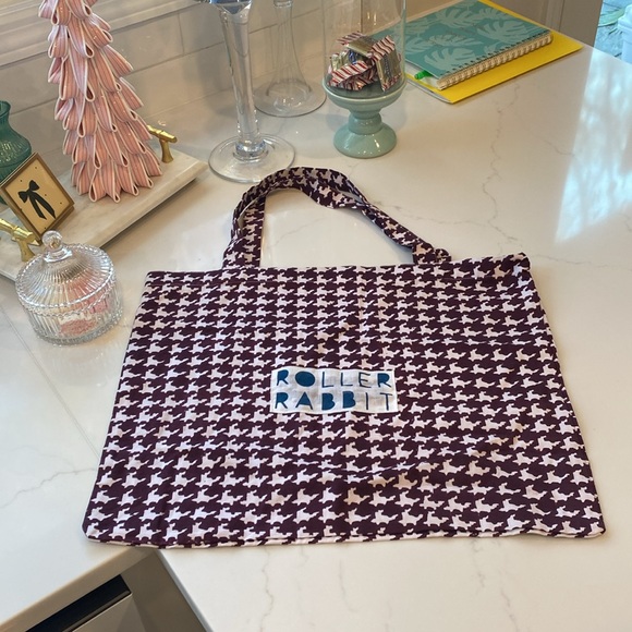Roller Rabbit Tote BRAND NEW NEVER USED - Picture 5 of 7
